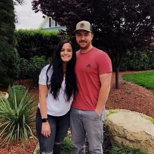 Meet your Posher, Levi